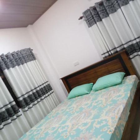 Sky Bloom Bed & Breakfast Homagama Dış mekan fotoğraf