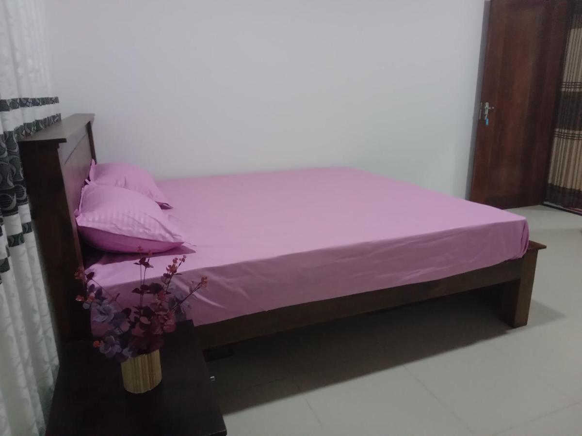 Sky Bloom Bed & Breakfast Homagama Dış mekan fotoğraf