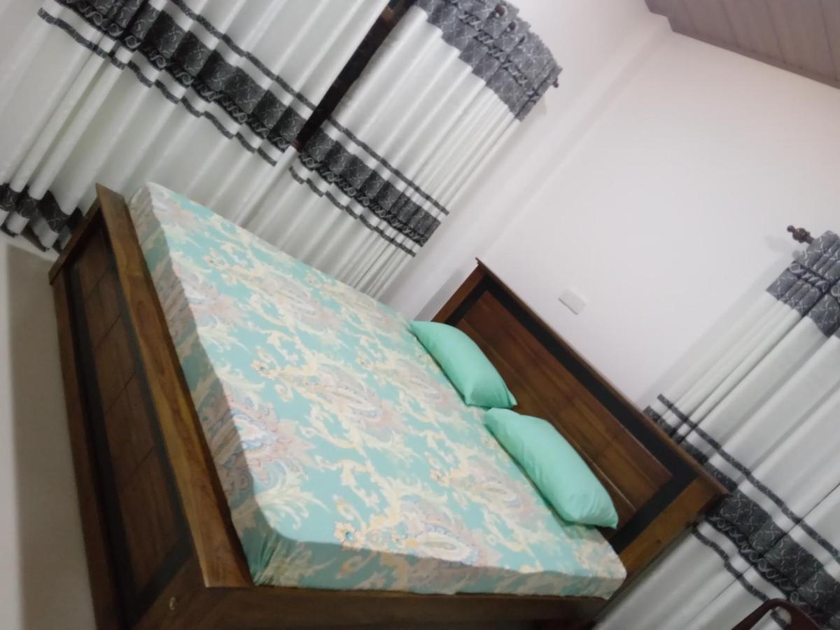 Sky Bloom Bed & Breakfast Homagama Dış mekan fotoğraf