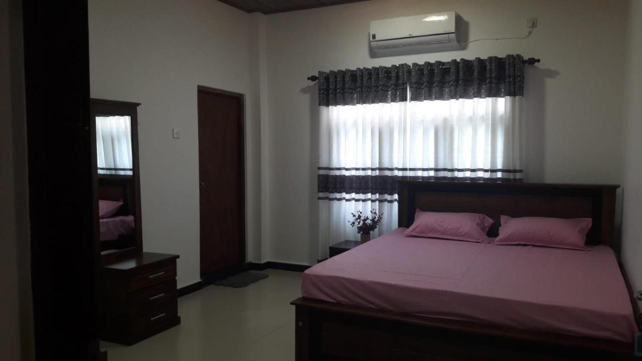 Sky Bloom Bed & Breakfast Homagama Dış mekan fotoğraf