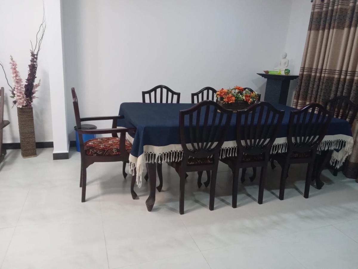 Sky Bloom Bed & Breakfast Homagama Dış mekan fotoğraf